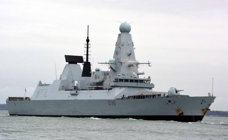 Le ministère britannique de la Défense a perdu des documents sur la conduite d'une opération secrète avec la participation du HMS Defender près de la Crimée