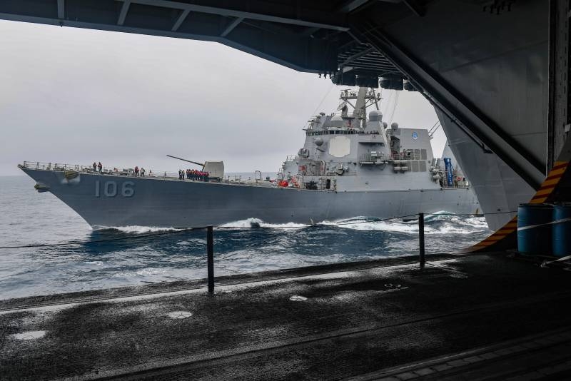 美国海军斯托克代尔号驱逐舰 (DDG 106) 接收ODIN激光武器系统