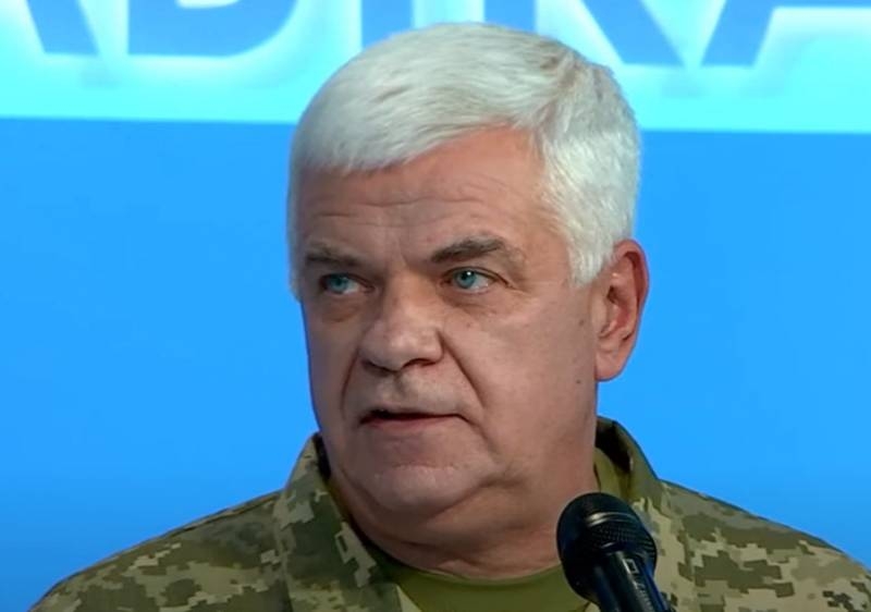 Командующий ВС ВСУ: Россия может усилить локальный конфликт на Донбассе, к которому может подключиться и Крымский регион