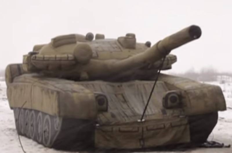 Польская пресса: Россия стала реже использовать надувные танки, предпочитая им настоящие