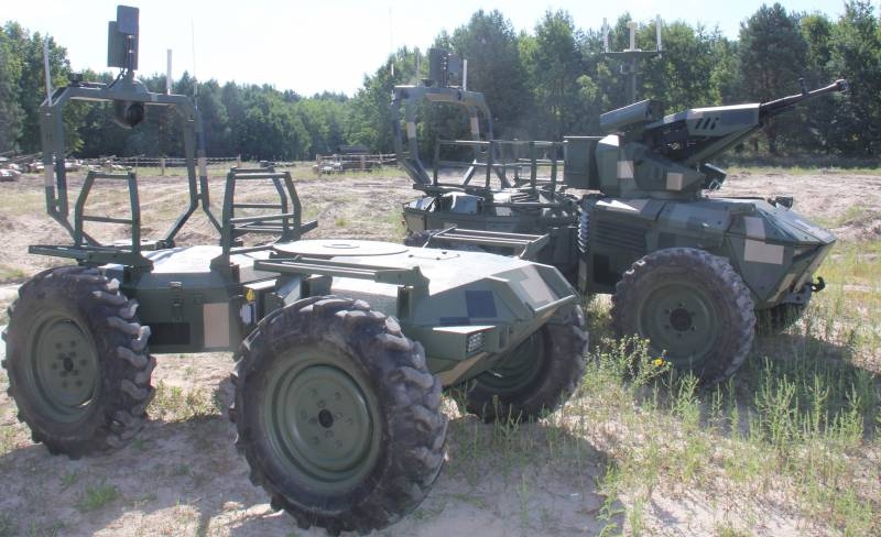 Министру обороны Украины показали новинки боевых и транспортных роботизированных платформ для ВСУ