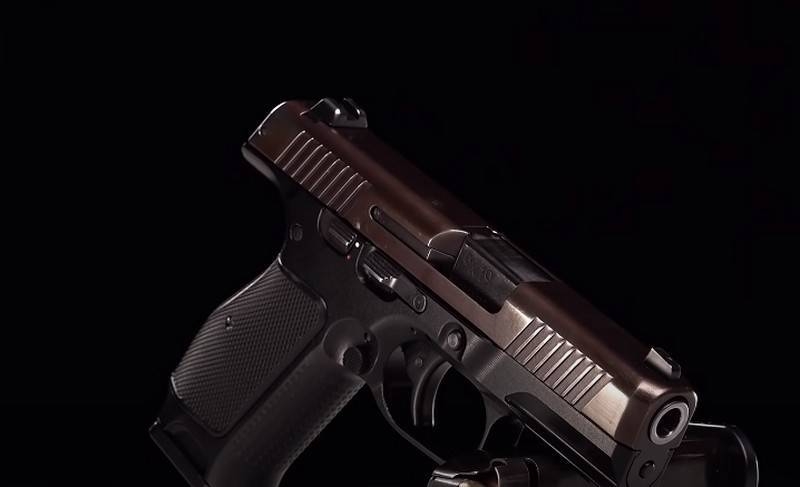 The Ministry of Internal Affairs changes the Makarov PM pistol to the Lebedev compact PLC pistol