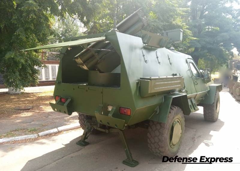 На Украине разработали новую лёгкую огнемётную систему «Жара» на базе бронемашины «Дозор-Б»