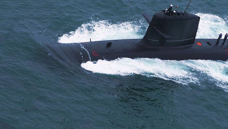 Chilean submarine successfully completes mock attacks on US Navy AUG