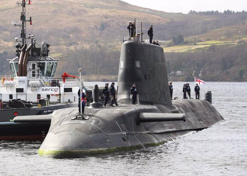 机敏级多用途潜艇 HMS Audacious 在英国皇家海军服役