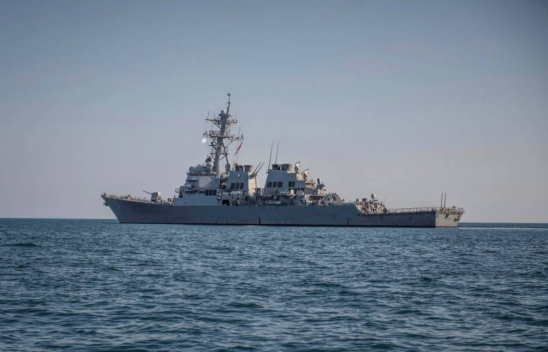 «Чтобы взаимодействовать с союзниками в регионе»: Le destroyer lance-missiles USS Porter se dirige à nouveau vers la mer Noire