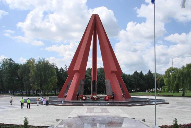Due to technical problems with gas in Chisinau, the Eternal Flame temporarily went out