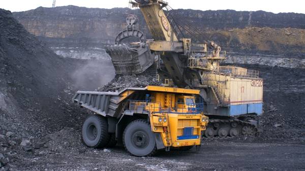 Kyiv construit une route de contournement devant le charbon russe à travers les États-Unis et la Pologne