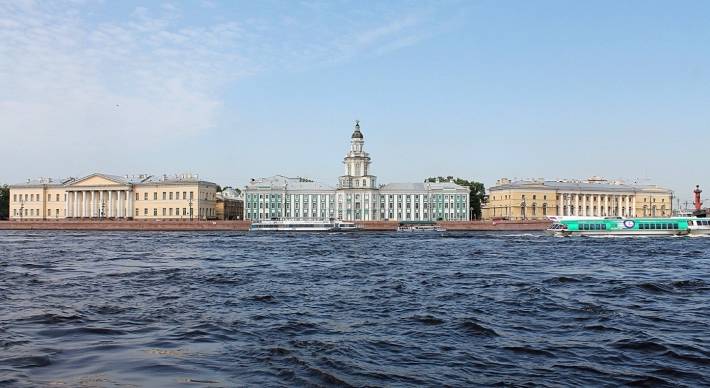 The new St. Petersburg budget will face old problems