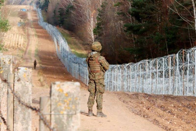 Британия поможет Польше построить забор на границе с Белоруссией