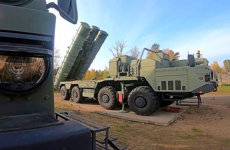 The head of the FSMTC announced the start of the implementation of the contract for the supply of S-400 air defense systems to India