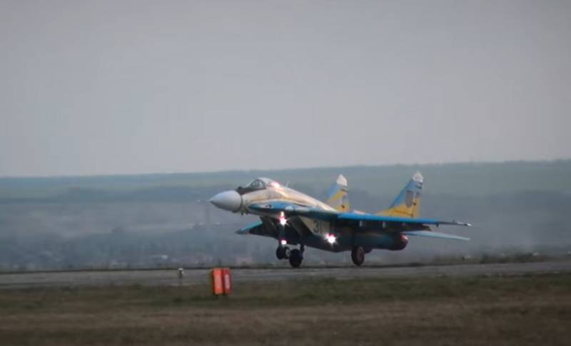 На Украине отремонтируют самолёт МиГ-29УБ за 2,4 百万美元