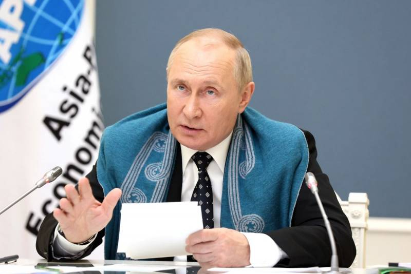 Путин отметил отсутствие реакции Запада на применение Украиной БПЛА на Донбассе
