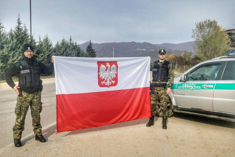 «Угрожают лучами»: Varsovie a accusé les forces de sécurité du Bélarus d'avoir utilisé un laser à la frontière