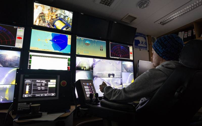 在西方媒体上: Россия может быть причастна к повреждению подводного кабеля у берегов Норвегии