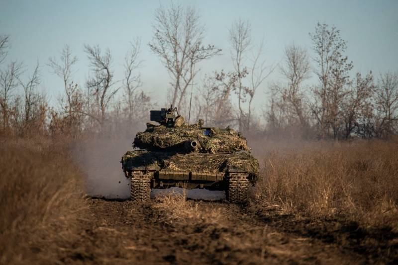 Генерал СБУ в отставке раскритиковал украинское командование за слова о «желании проехаться на танке по Красной площади и Арбату»