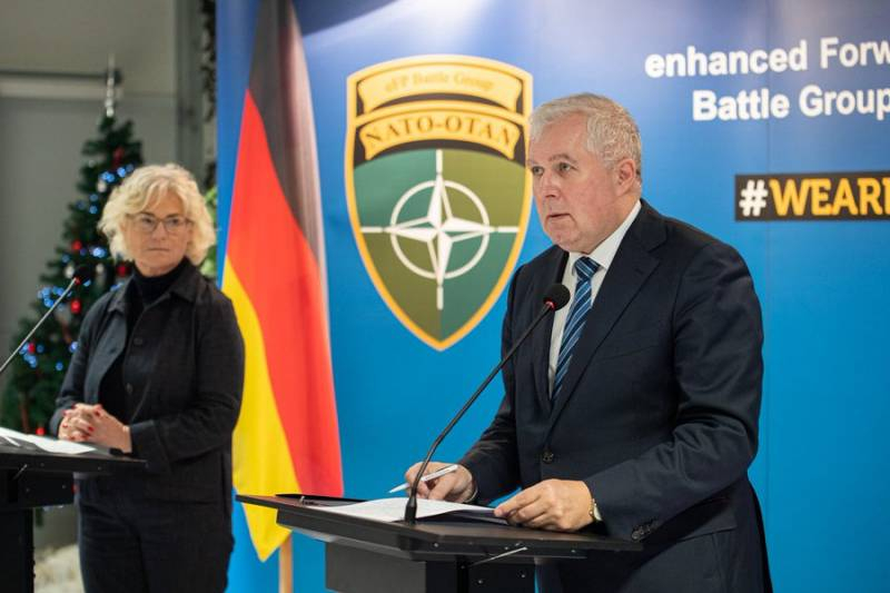 Министр обороны Литвы заявил о готовности отправить на Украину летальное оружие