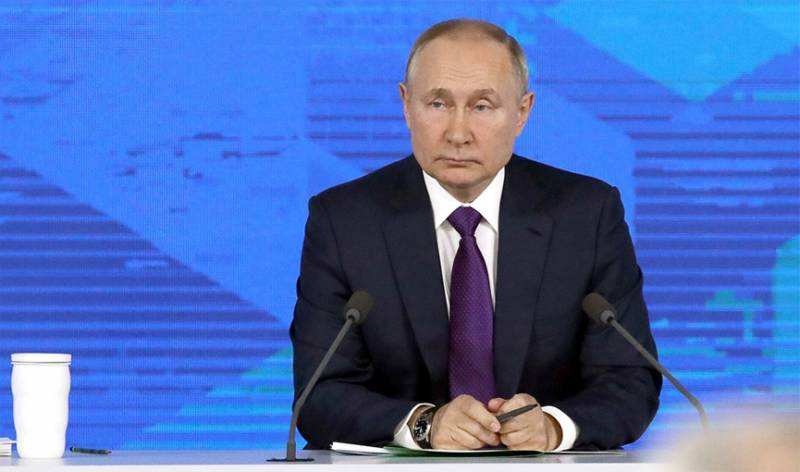 Президент России: Складывается впечатление, что на Украине готовится новая военная операция