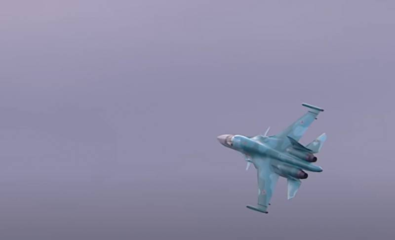 Российская авиация подавила возникший очаг активности боевиков ИГИЛ к юго-востоку от аэродрома Табка в Сирии