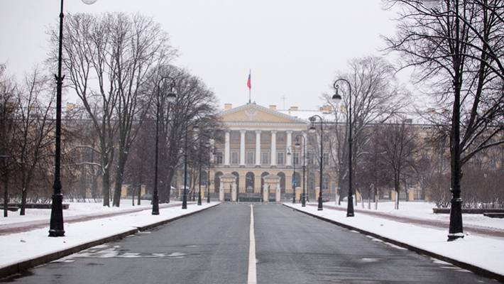 Апраксин двор указывает на главные проблемы реставрации Петербурга