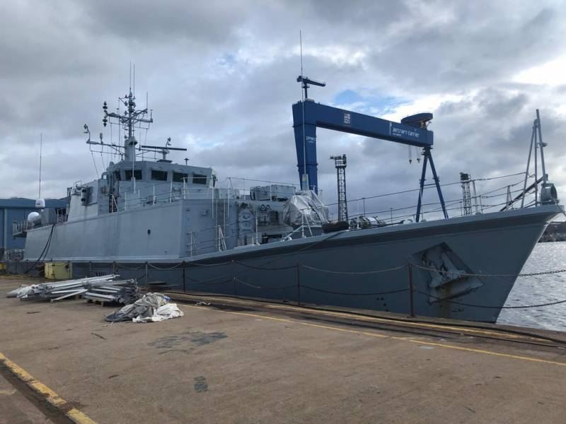 Главком ВМС Украины назвал сроки получения списанных британских тральщиков Sandown