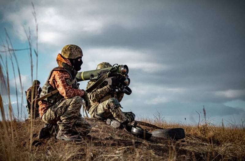 «Использование противотанковых систем и средств РЭБ»: Украинские военные в 2022 году планируют обучаться в 13 国外
