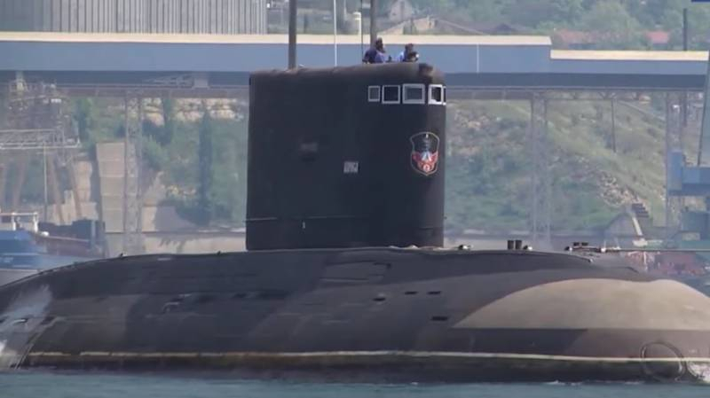 Прошедшую модернизацию ДЭПЛ «Alrosa» готовят к передаче в боевой состав Черноморского флота