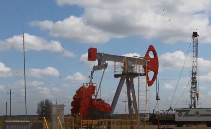 Цены на нефть выросли до показателей 2014 de l'année