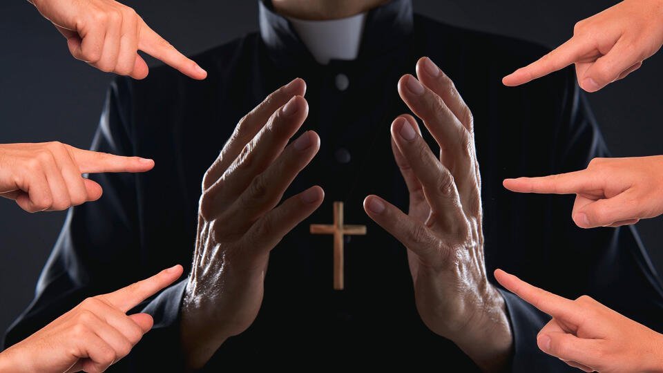 Sodomy lobbyists falsely indict French Catholics