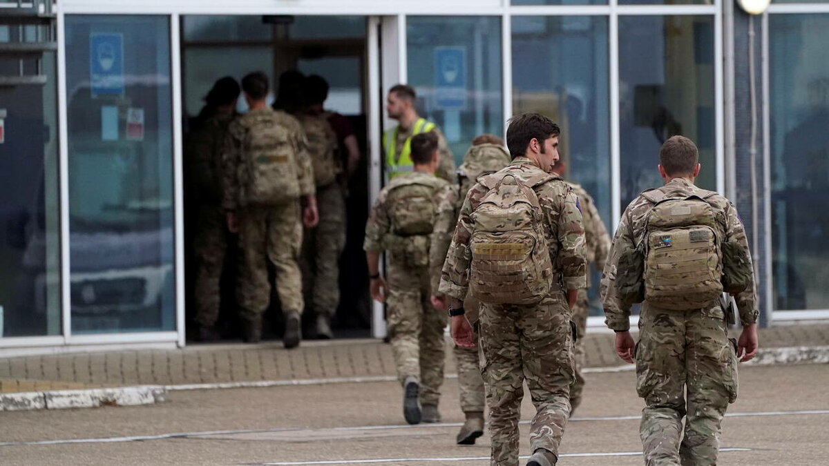 伦敦准备援助乌克兰 -- 600 特种部队士兵.