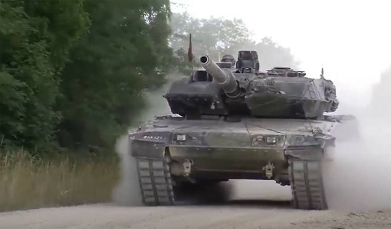 Немецкий парламентарий: Мы начнём поставлять танки «Leopard 2» на Украину с апреля 2023 года по одной штуке ежемесячно