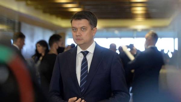 Отставка спикера Рады подарила Украине нового кандидата в президенты