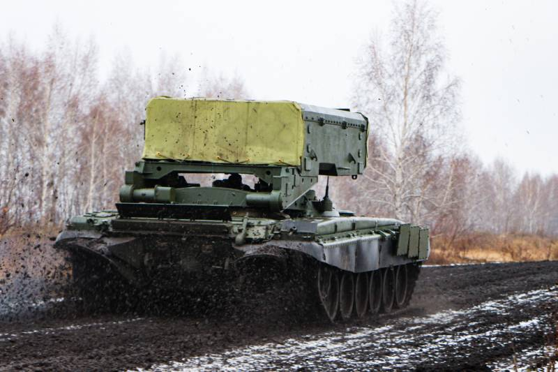 Партия модернизированных тяжёлых огнемётных систем ТОС-1А «Солнцепёк» поставлена в войска
