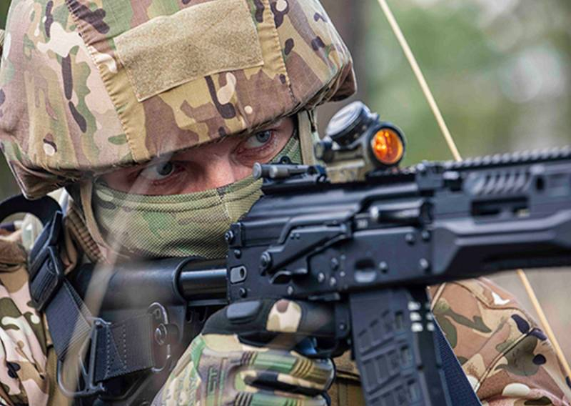 Russian peacekeepers re-equip with new AK-12 assault rifles