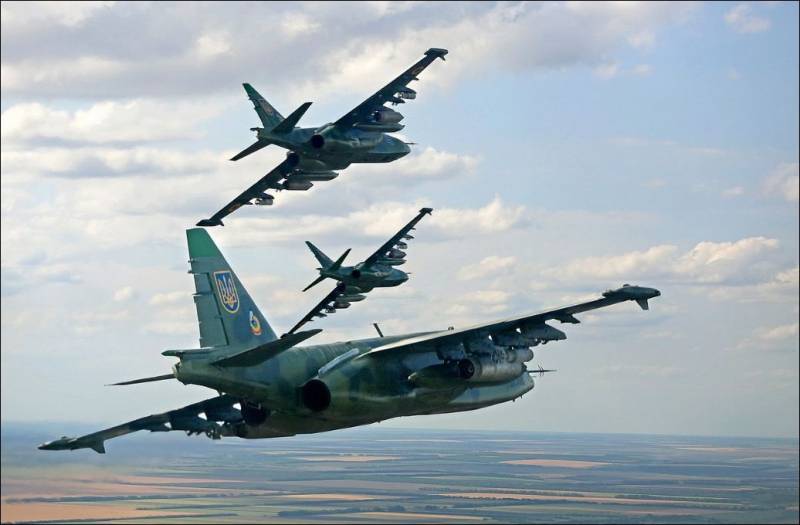 Ucrania recibió 4 штурмовика Су-25 из Северной Македонии